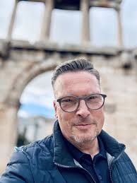 Seit nun mehr als 20 Jahren stehe ich mit meiner Agentur dem hochwertigen  Fachhandel sowie Planern als zuverlässiger Partner zur Seite. Mein Motto  “Wer ehrlich ist, muss sich nicht so viel merken”… |