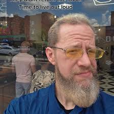 If the Master Chief and the Doom Slayer were woken in the 40k universe as  agents of the Emperor/Malcador, What 40k wargear would you arm them with?  What would be their signature