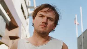 Peter Bibby Announces New Album 'Drama King'