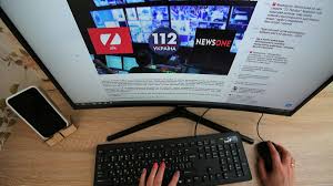 По итогам первого полугодия 2020 года удерживает первенство среди украинских каналов по основным аудитория. Vlasti Ukrainy Poprosyat Youtube Zablokirovat Prorossijskie Telekanaly Politika Rbk