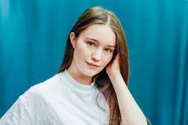 'walk with sigrid' asks fans across the world to get outside and discover clues about new material. Sigrid Is Dropping A Brand New Single Mirror Next Week Dork