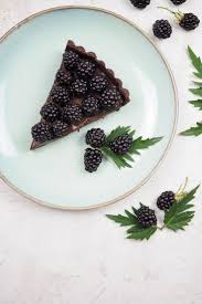 Rezept Fur Eine Cremige Schokoladentarte Mit Brombeeren Schokoladentarte Schokoladenfullung Und Schokoladen Tarte
