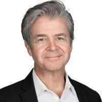 Robert Kniss's Instagram, Twitter & Facebook