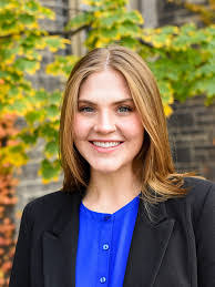 Kellie Macdonald's Instagram, Twitter & Facebook