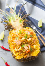 Riz Saute A L Ananas Aux Crevettes Recette Cuisine Asiatique Riz Saute Recette Asiatique
