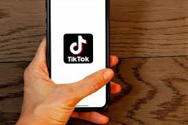 Tiktok Olaksao Interakciju Kreatora I Fanova Pogledajte Sto Su Uveli Tportal