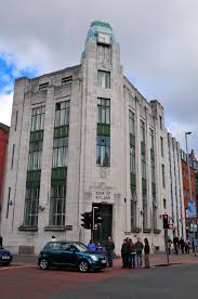 The Gorgeous Art Deco Bank Of Ireland Building In Belfast Art Decobuilding In Belfast And The Only One Left Art Deco Buildings Art Deco Art Deco Architecture