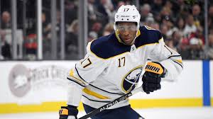 His birthday, what he did before fame, his family life, fun trivia facts, popularity canadian right winger dubbed the nickname wayne train. he played for the los angeles kings. Maple Leafs Sign Wayne Simmonds Add Sandpaper To Lineup Sporting News
