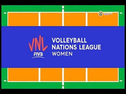 A seleção dos estados unidos era a atual campeã deste evento, e chegou a uma nova final, dessa vez contra o brasil, e conquistou o título pelo segundo ano seguido com a vitória de virada por 3 sets a 2. 276 3 Voleibol Feminino Liga Das Nacoes 2018 Fase Final 1Âª E 2Âª Voleibol Volei Feminino E Volei