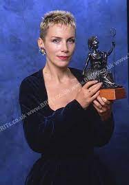 Pin On Annie Lennox