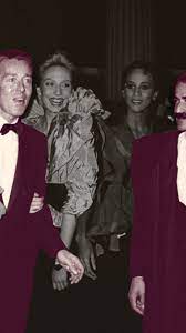 Halston died in 1990 in san. Svkbtoe9n3jqim