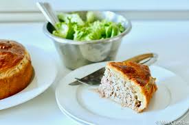 Recette De Tourte De La Vallee De Munster Tourte A La Viande Alsacienne Mon Week End En Alsace Recette Recette Tourte Recette De Flammekueche Recette Bredele
