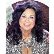 Barbara Vellucci's Instagram, Twitter & Facebook