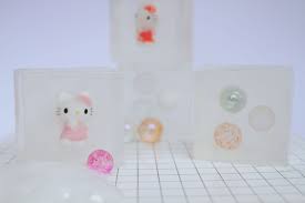 Im folgenden geben wir ihnen eine detaillierte anleitung, wie sie seife ganz einfach herstellen können. Noch Dreimal Waschen Schrubben Mit Spass Seife Selber Machen Kinder Kindergeburtstag