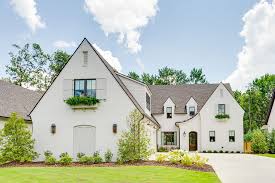 Southern house & garden dirba šiose srityse: Tour This Designer S Timeless Home Design Sc Home