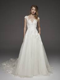 Princess Wedding Dress With Thread Embroidered Flowers Haya Pronovias Wedding Dress Cap Sleeves Pronovias Wedding Dress Wedding Cap Sleeves