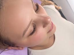 Elegant eyes & beauty