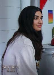 Tuba büyüküstün eşi ve sevgilileri kim? Tuba Buyukustun On Twitter Mavi Sefirinkizi 38th Bolum Photos Tuba Tubabuyukustun Tubabuyukustun