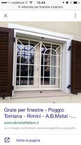 Dual alu è il sistema di sicurezza unico nel suo genere per finestre e portefinestre. Inferriate Per Finestre Con Balconi Finestre In Ferro Finestre Con Inferriate Finestra