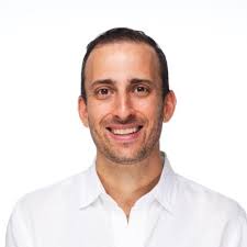 I am absolutely pumped to share that I've joined Hunters as VP of Customer  Experience to help build off of our amazing customer teams' work and ensure  that our customers continue to