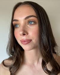 Lily Brady's Instagram, Twitter & Facebook