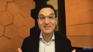 Interview: Guy Raz and Mindy Thomas (Wow in the World) < Sidewalks  Entertainment