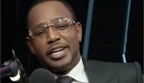 Sean Paul Mines Gold In The UK With "Calling On Me" With Tove Lo