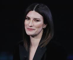 Mi è appena capitato di sfogliare un vecchio TV Sorrisi e Canzoni e  trovarci questo..ed è subito venerdì 20 luglio 1990 *-*