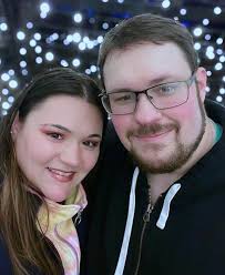 Brides-to-be find wedding ideas at annual fair