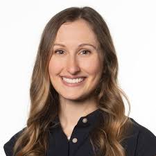 Caroline Gill's Instagram, Twitter & Facebook