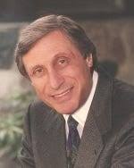 Irving Nusbaum, New York Carpet World owner, dies at 85