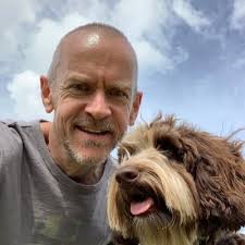 Roger Stephenson (@rogstephenson)