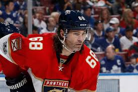 Jaromir jagr is the son of jaromír jágr and anna jágrová. Jaromir Jagr Bleacher Report Latest News Videos And Highlights
