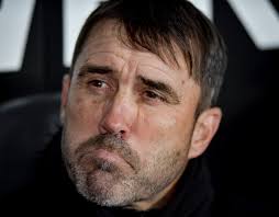 Silbidos para Coudet y varios futbolistas en el Monumental