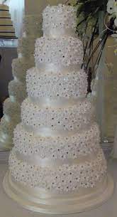 31 Wedding Cake With Crystal Decorations Best Inspiration Diamond Wedding Cakes Diamond Cake Diamond Wedding Anniversary Cake