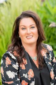 Cindy Autry's Instagram, Twitter & Facebook