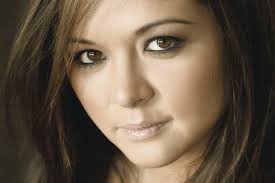 Rocha's girl Zoe gets a real designer wedding