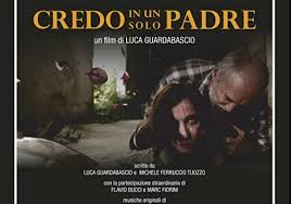 Carlo, infatti, è un ragazzo padre e sofia, dieci mesi e la capacità di assorbire tutte le sue energie fisiche e mentali, la sua unica. 8 Marzo Esce Credo In Un Solo Padre Film Di Luca Guardabascio Nuvola In Viaggio