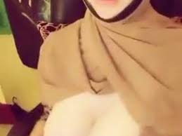 Farah Janda Tetek - XXX BULE