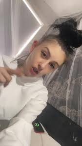 Sarah Thompson (@sarahthompson1022222)'s videos with Shake That