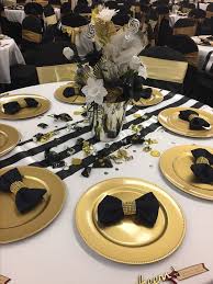 Black And Gold Birthday Party Table Decorations Pin By Andrea Rosero On Husband Bday Gold Party Decorations 50th Birthday Party 60th Birthday Party