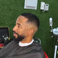 Me vs Me ….. No competition just growth and blessings .. Alhamdhulilah  🙏🇴🇲✂️💈 #barber #barbershop #georgekutzeffects #oman #muscat