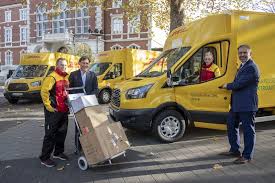 Oeffnungszeiten.com ist die website für das abrufen aktueller öffnungszeiten von läden und unternehmen. Die Neuen Dhl Streetscooter Halloherne Lokal Aktuell Online
