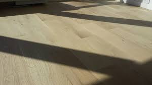 However, our oak effect vinyl flooring possess none of the practical drawbacks, such as sanding inspired by european oak, these distressed planks feature unique grain details and are finished with a lightly brushed surface texture. Best Wide Plank Flooring Cost For French White Oak And American Walnut