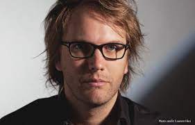 See more ideas about set design theatre, stage design, scenic design. Florian Zeller Outside The Nordic Territory The Rights For Florian Zeller S Plays Are Handled Worldwide By Drama Literary Agency Www Dramaparis Com Nordiska International Performing Rights Agency