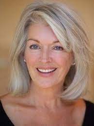 11 Hottest Hairstyles For Women Over 40 Medium Length Hair Styles Classy Hairstyles Medium Hair Styles
