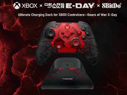 Het draadloze oplaadstation van 8BitDo in Gears of War-thema voor Xbox-controllers wordt geleverd met een draadloos oplaadpakket