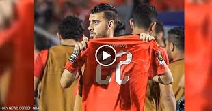 وكان عمرو وردة قد تعرض سابقًا لاتهامات بالتحرش استبعد على إثرها من معسكر منتخب ولم يعلق عمرو وردة حتى اللحظة على ادعاءات الفتاة، في الوقت الذي اختفت فيه حساباته على. Ø£Ø²Ù…Ø© Ø¹Ù…Ø±Ùˆ ÙˆØ±Ø¯Ø© Ø¨ÙŠÙ† Ø§Ù„Ø§Ø³ØªØ¨Ø¹Ø§Ø¯ ÙˆØ§Ù„Ø¹ÙÙˆ