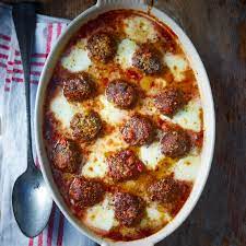 Choose a lean ground beef and add raisins and olives to the tomato puree in this dish to give it a healthy twist. Minced Beef Recipes A Delicious Beef And Mozzarella Gratin Dinner Recipes Woman Home