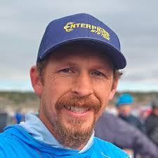 David Deru's Instagram, Twitter & Facebook